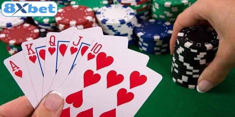 Chi tiết cách đánh một ván bài tiến lên Miền Nam online